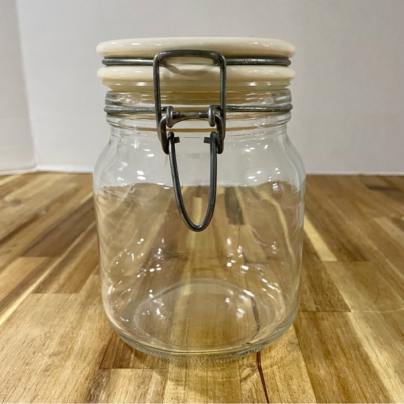 Unique Anchor Hocking Clear Jar Canister With Wire Clamp & Cream Ceramic Lid VTG - Picture 3 of 9